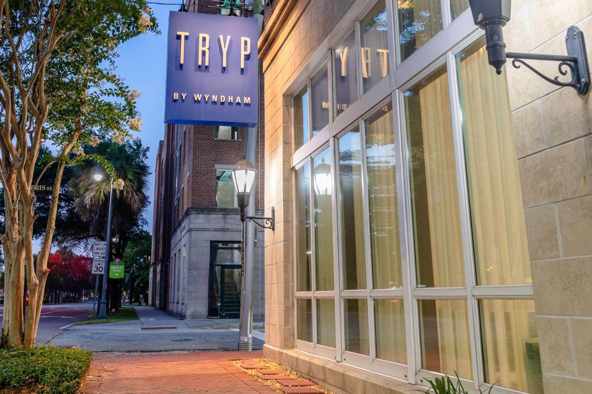 Tryp By Wyndham Саванна Екстер'єр фото